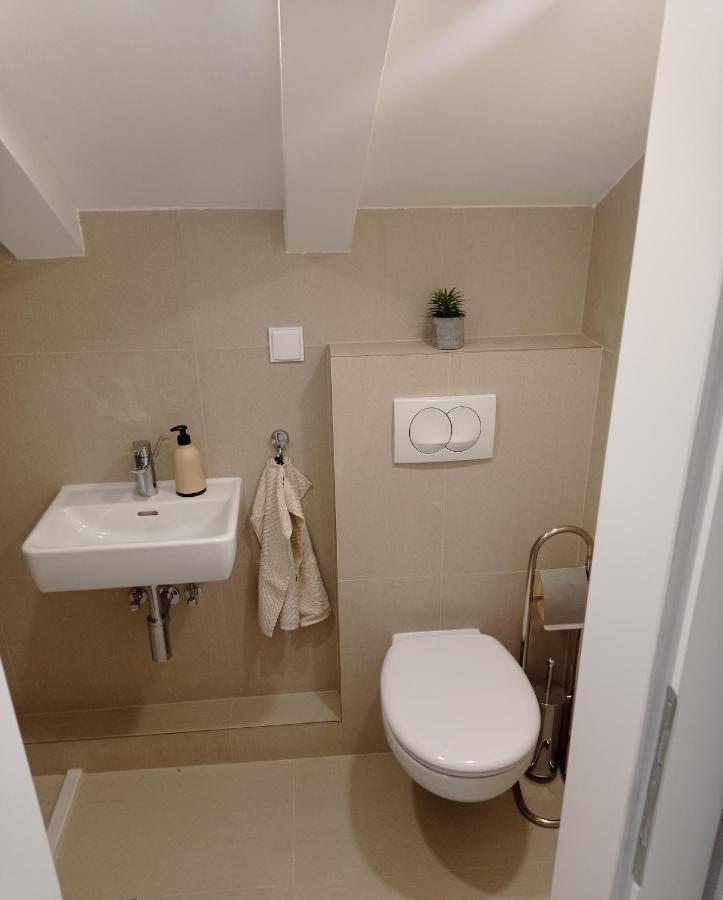 Apartment Lucija With Sea View Ragusa Esterno foto